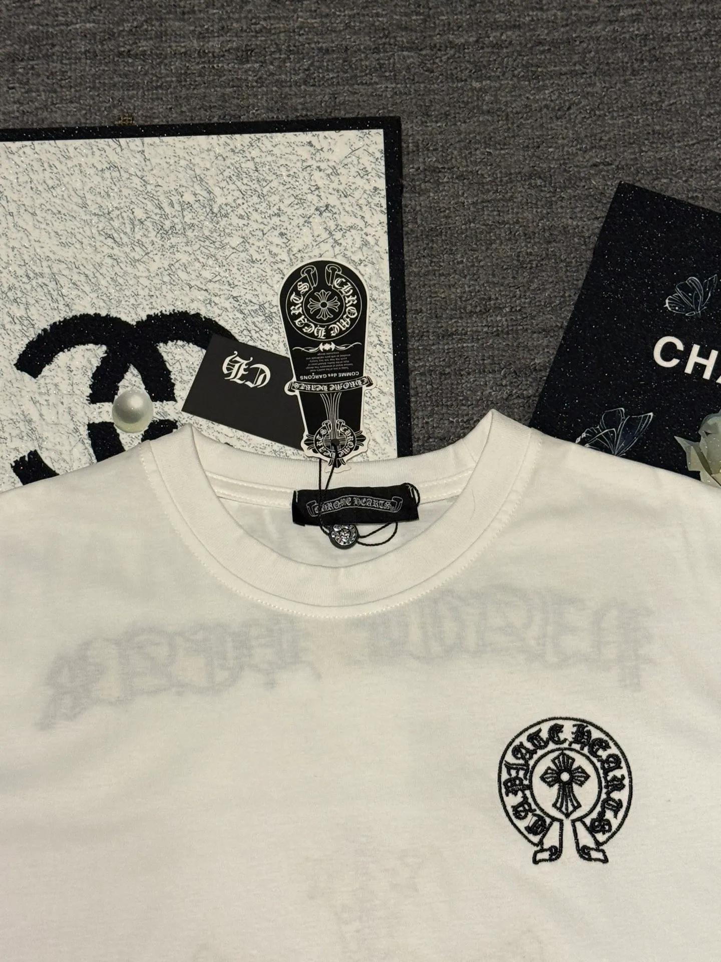 80 Chrome hearts• YB 、 、 ， 1*1 ，4 、 。 ， ， BROTHER ， , , ， 。 ， ±0.02mm，Quality 。 ， ； 。 。 ，Classic oversize ， 。 :Black White Sizes: S M L XL